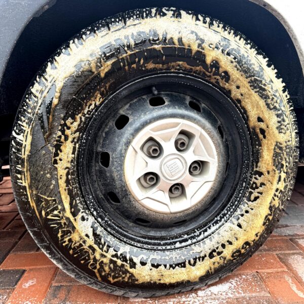 Rehvide ja kummi osede puhastusvahend Decon | Tyre & Rubber Cleaner - Image 3